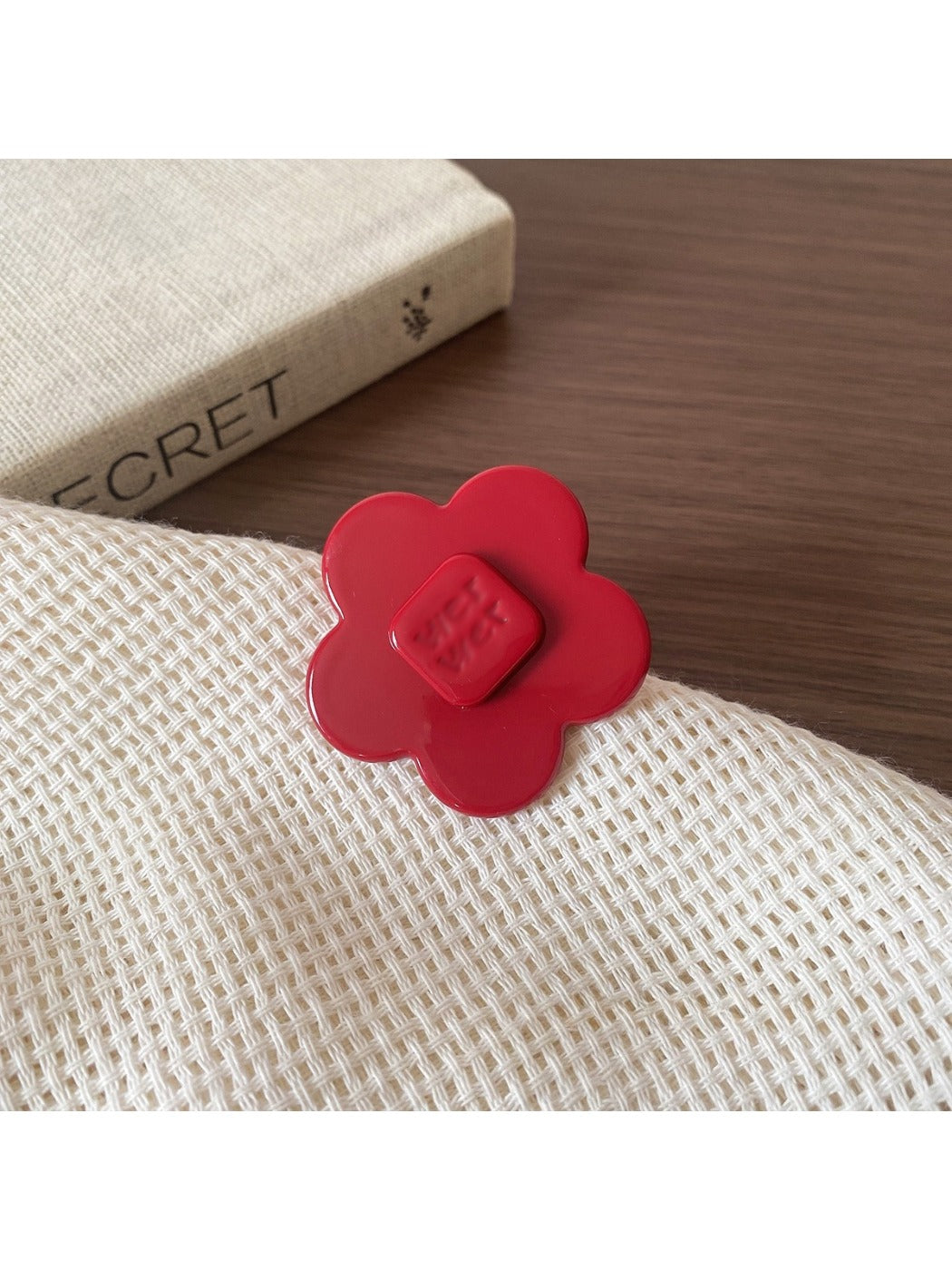 Beau - Floral Bow Hair Clip