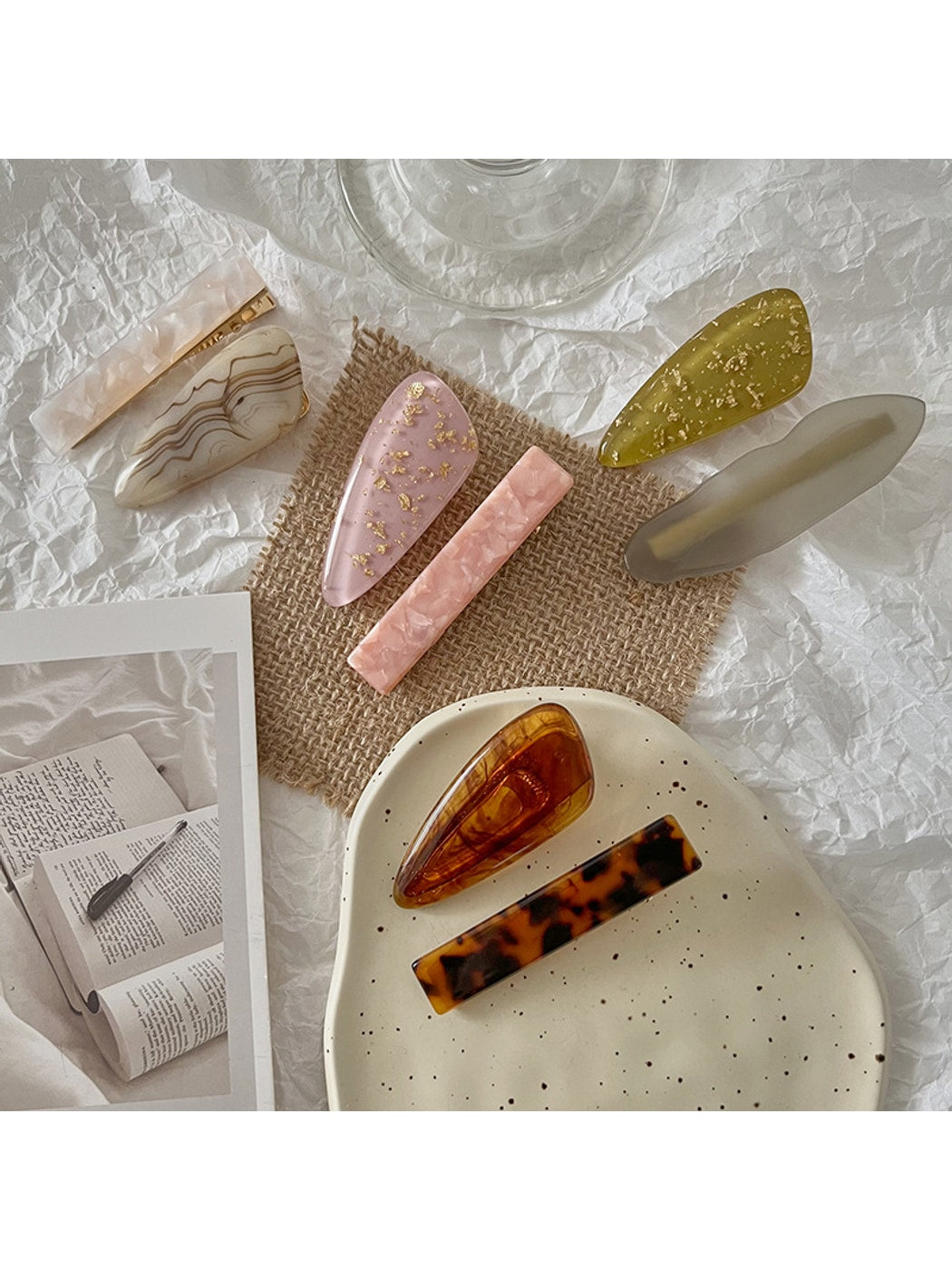 Beau - Acetate Marble Pattern Duckbill Hair Clip