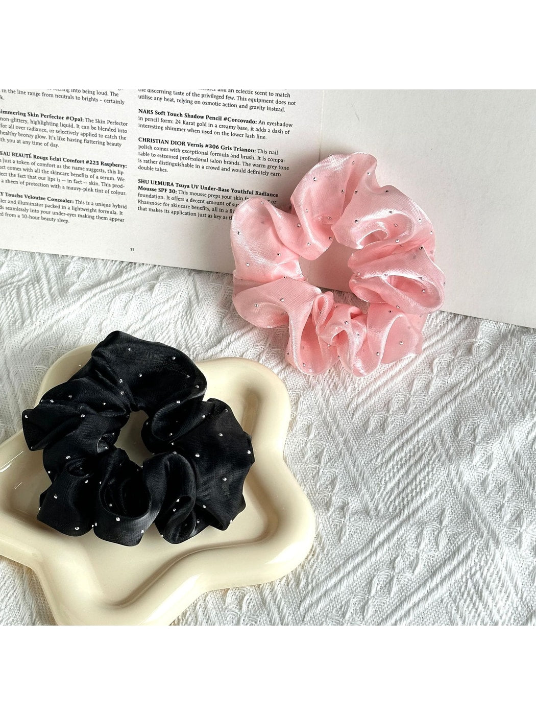 Gifty - Fluffy Decorative Polyester Scrunchie
