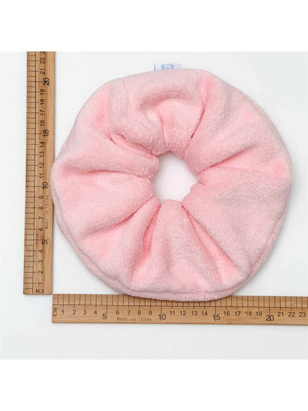 Gifty - Soft Towel Hair Scrunchies