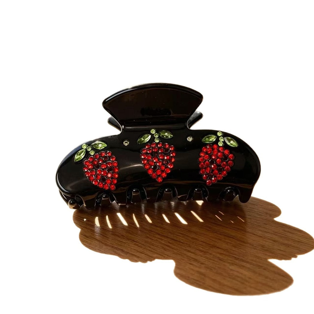 Beau - Heart Detail Glossy Claw Clip