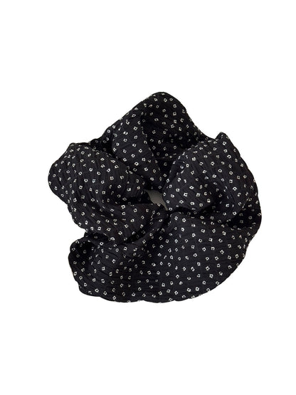 Gifty - Pleated Polka Dot Fabric Scrunchie Hair Tie