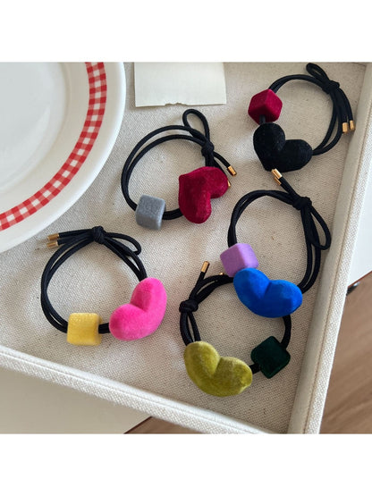 Gifty - Simple Cute Heart Shape Hair Tie
