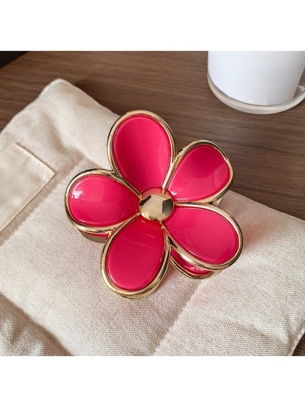 Beau - Five Petal Flower Hair Claw Clip