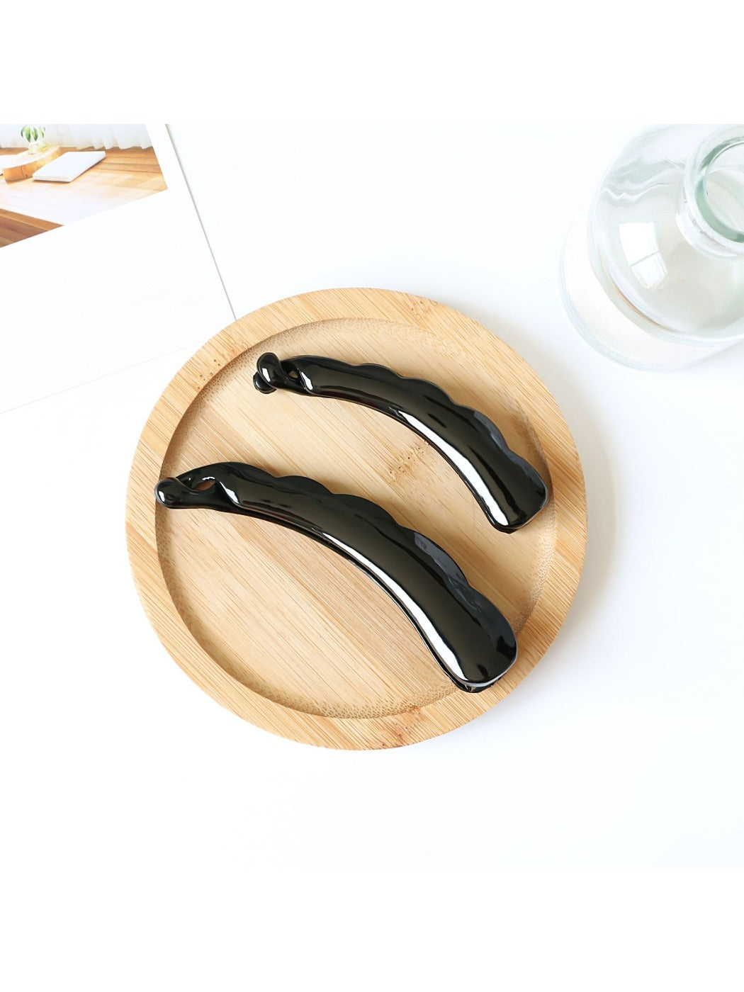 Beau - Minimalist Solid Color Banana Clip