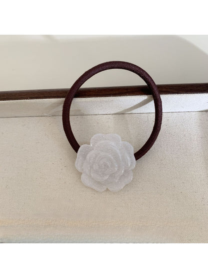 Gifty - Minimalist Flower Hair Tie