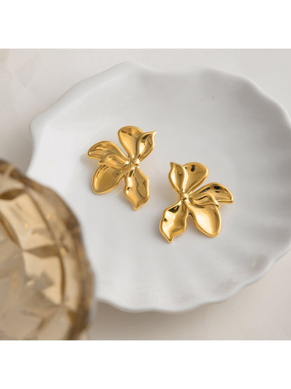 Earedge - Bougainvillea Floral Motif Earrings