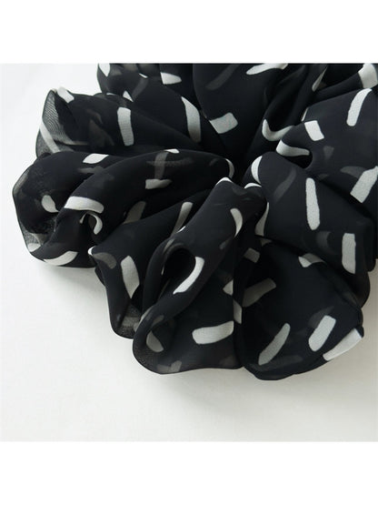 Gifty - Cloth Striped Hair Circle