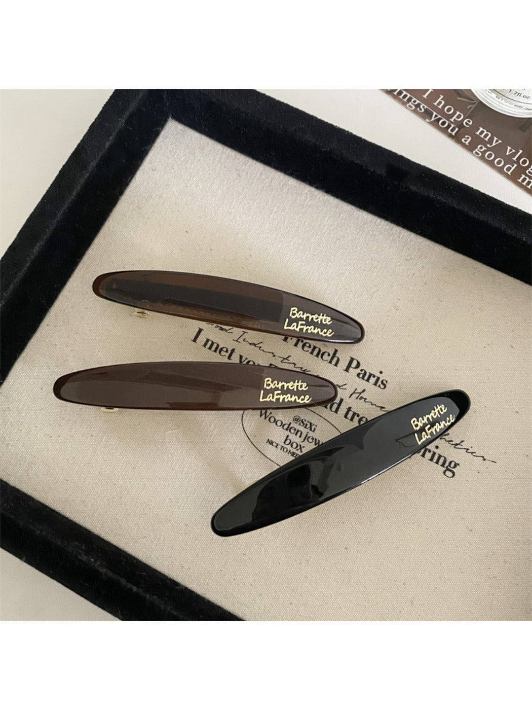 Beau - Vintage Oval Shaped Hair Clip