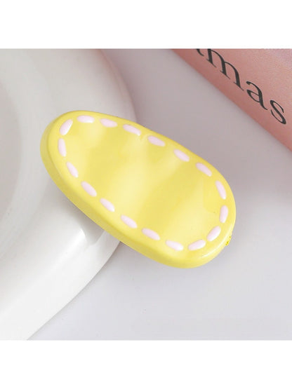 Beau - Spring Summer Oval Hair Clip