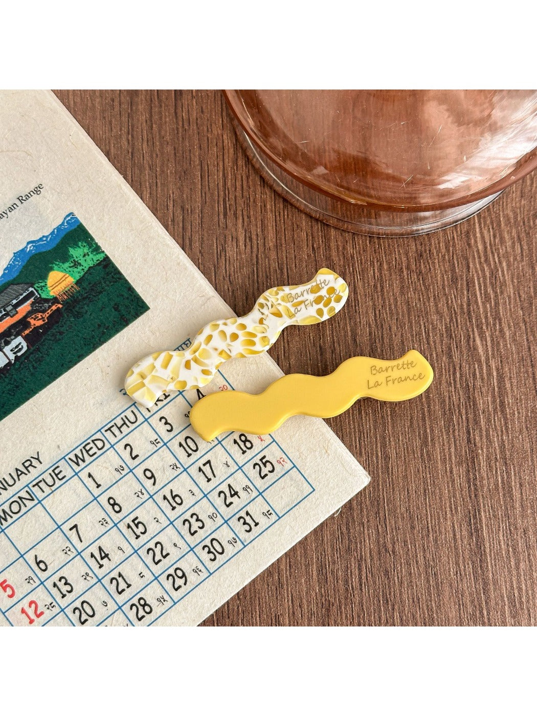 Beau - Vintage Wave-Shaped Hair Clip