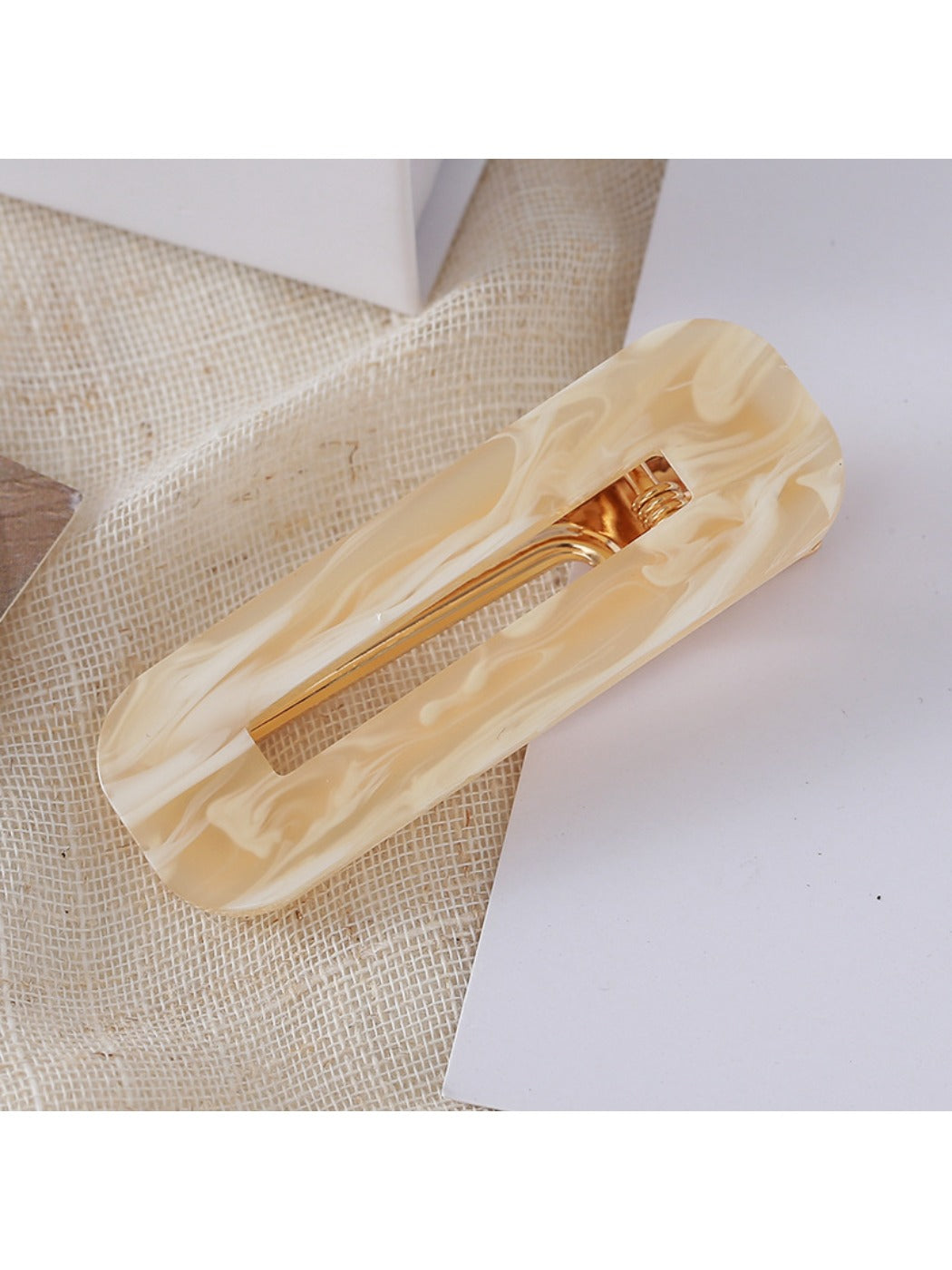 Beau - Hollowed Out Square Hair Clip