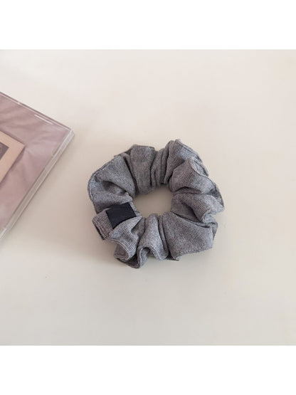 Gifty - Soft Versatile Knitted Scrunchie