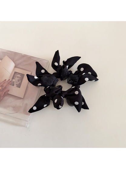 Gifty - Polka Dot Bow Scrunchie
