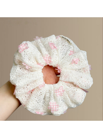 Gifty - Floral Hollow Petal Polyester Scrunchie