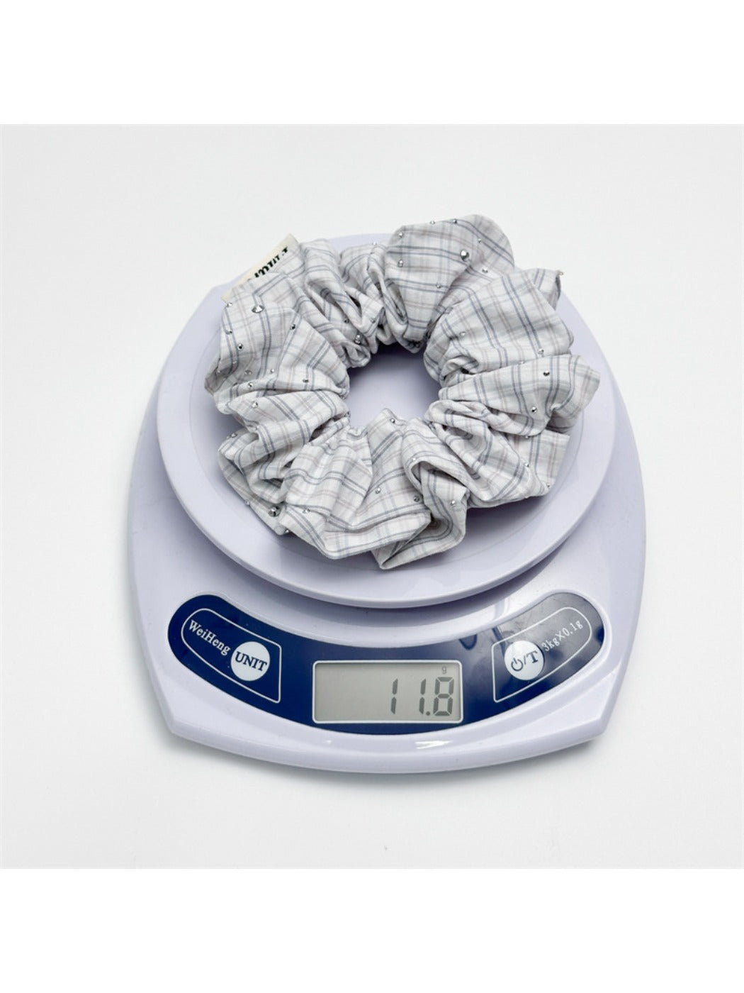 Gifty - Chic Plaid Scrunchie Hair Tie