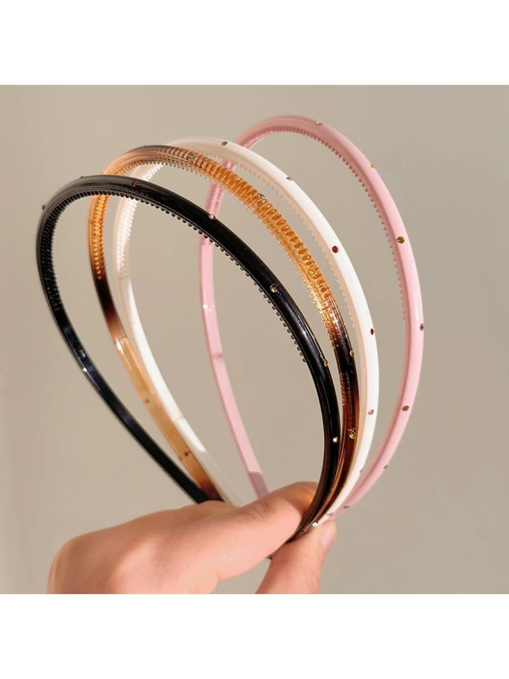 Gifty - Geometric Rhinestone Thin Plastic Headband