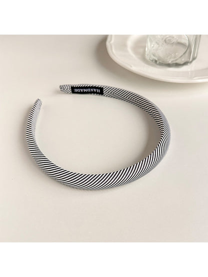 Gifty - Sweet Style Minimal Striped Hair Headband