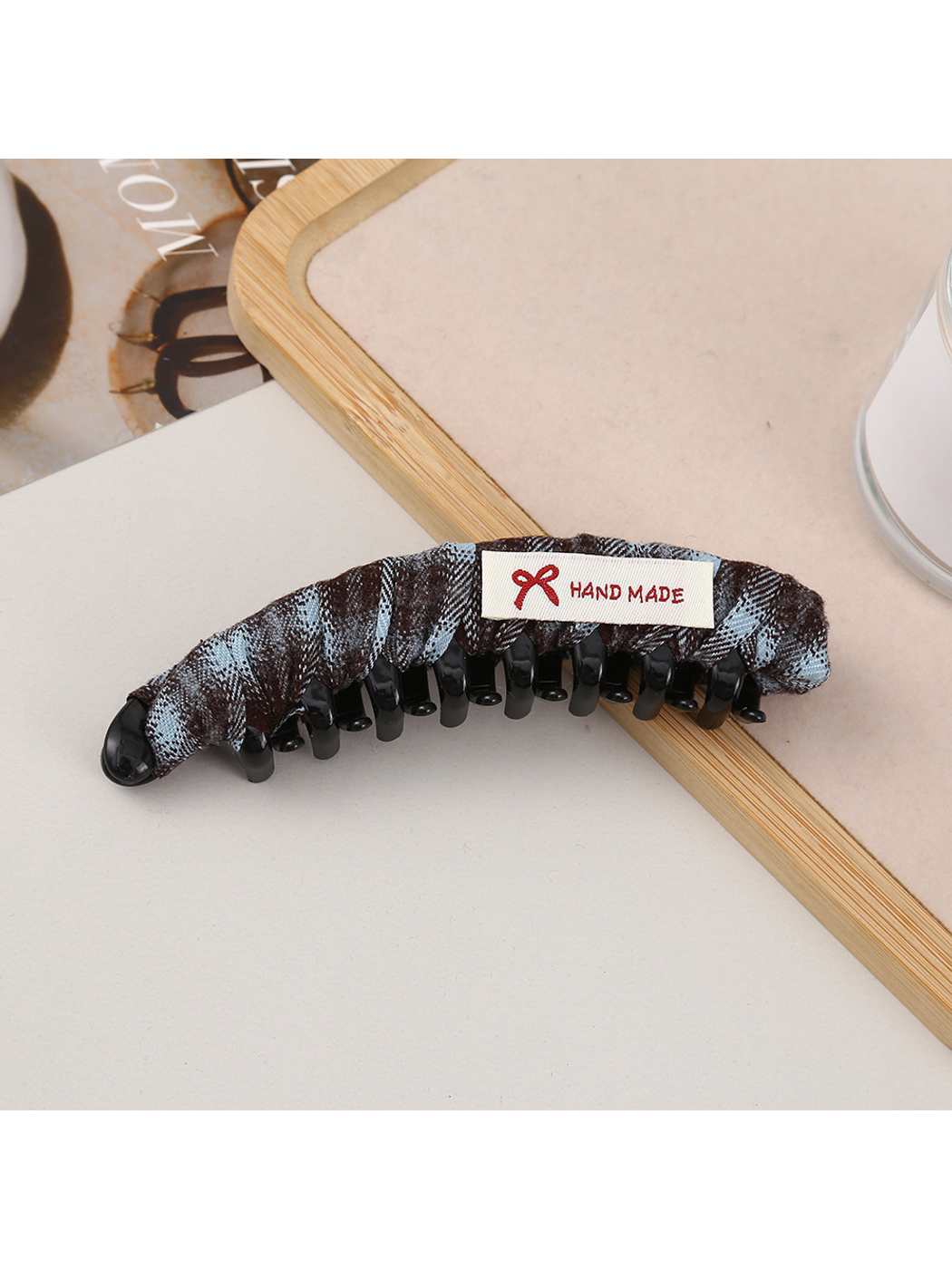 Beau - Textured Plaid Curved Ponytail Banana Clip