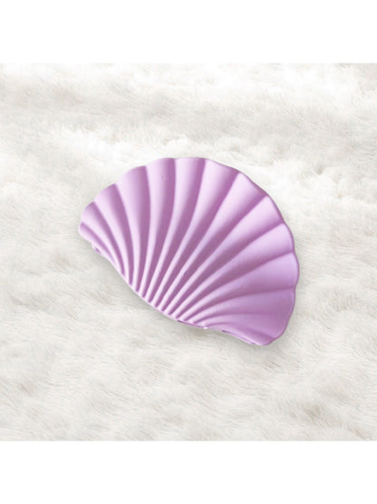 Beau - Matte Plastic Fan Shape Everyday Claw Clip