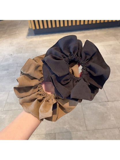 Gifty - Elegant Solid Fabric Scrunchie