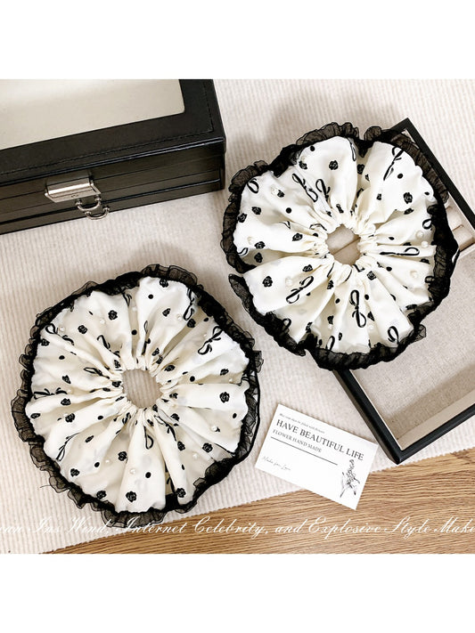 Gifty - Simple Elegant Sweet Scrunchie Hair Tie