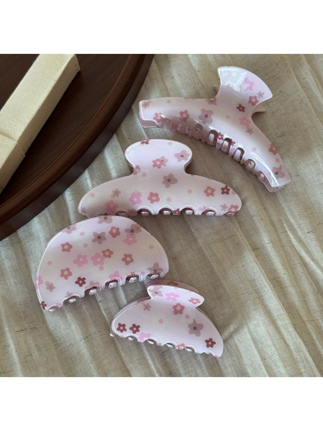 Beau - Flower Print Glossy Acrylic Hair Claw Clip