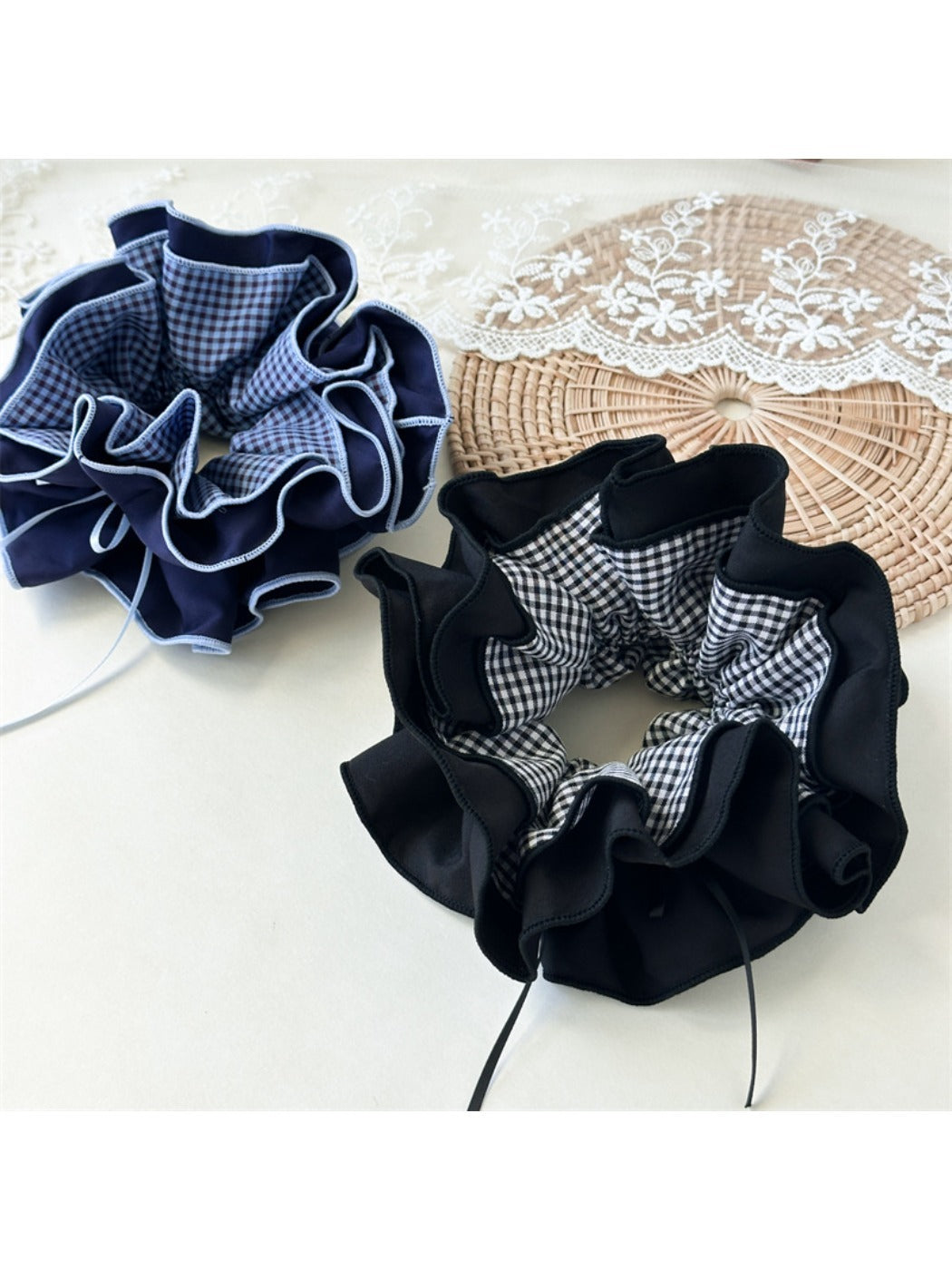 Gifty - Elegant Bow Hair Scrunchie