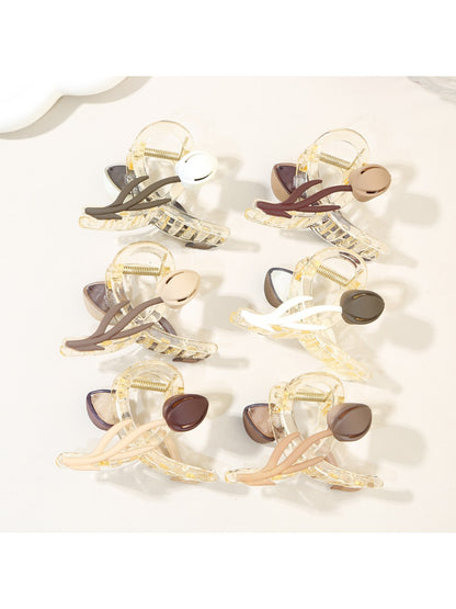 Beau - Crisscross Tulip Shaped Hair Claw Clip