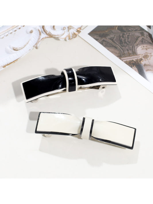 Beau - Plastic and Alloy Bow Design Top Hair Clip