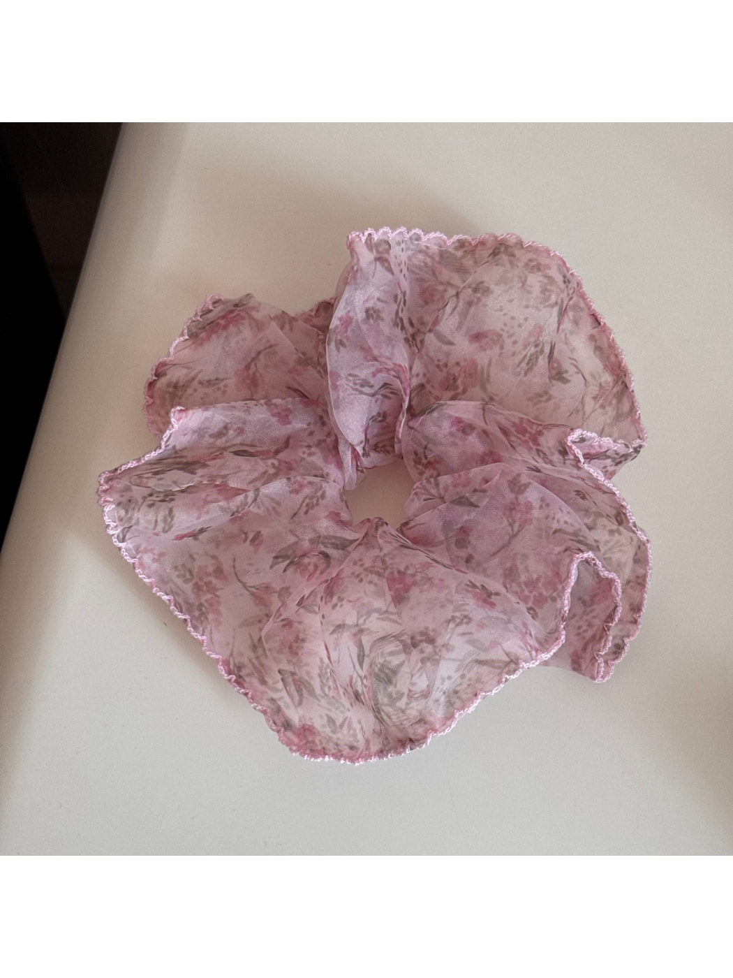 Gifty - Floral Mesh Ruffled Sheer Fabric Scrunchie