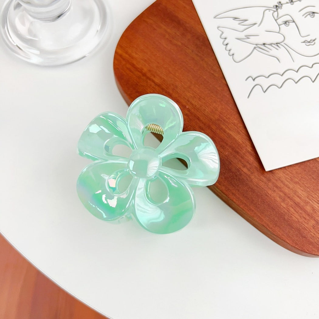 Beau - Glossy Hollow Flower Design Claw Clip