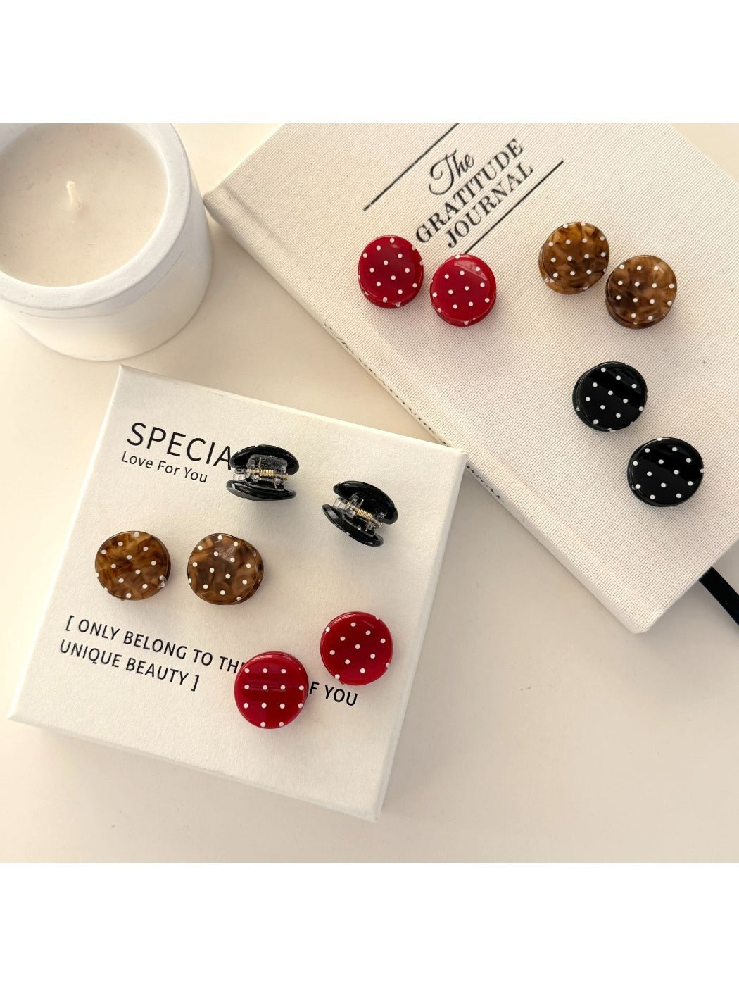 Beau - Polka Dot Round Acetate Fiber Claw Clip