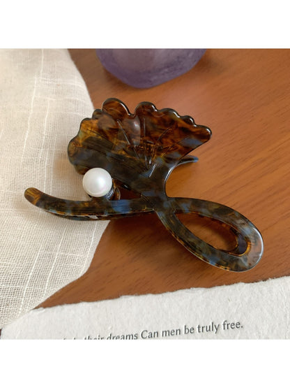 Beau - Leaf Shape Hair Claw Clip