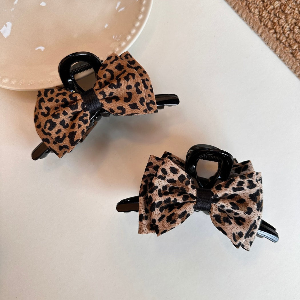 Beau - Edgy Leopard Print Bow Claw Clip