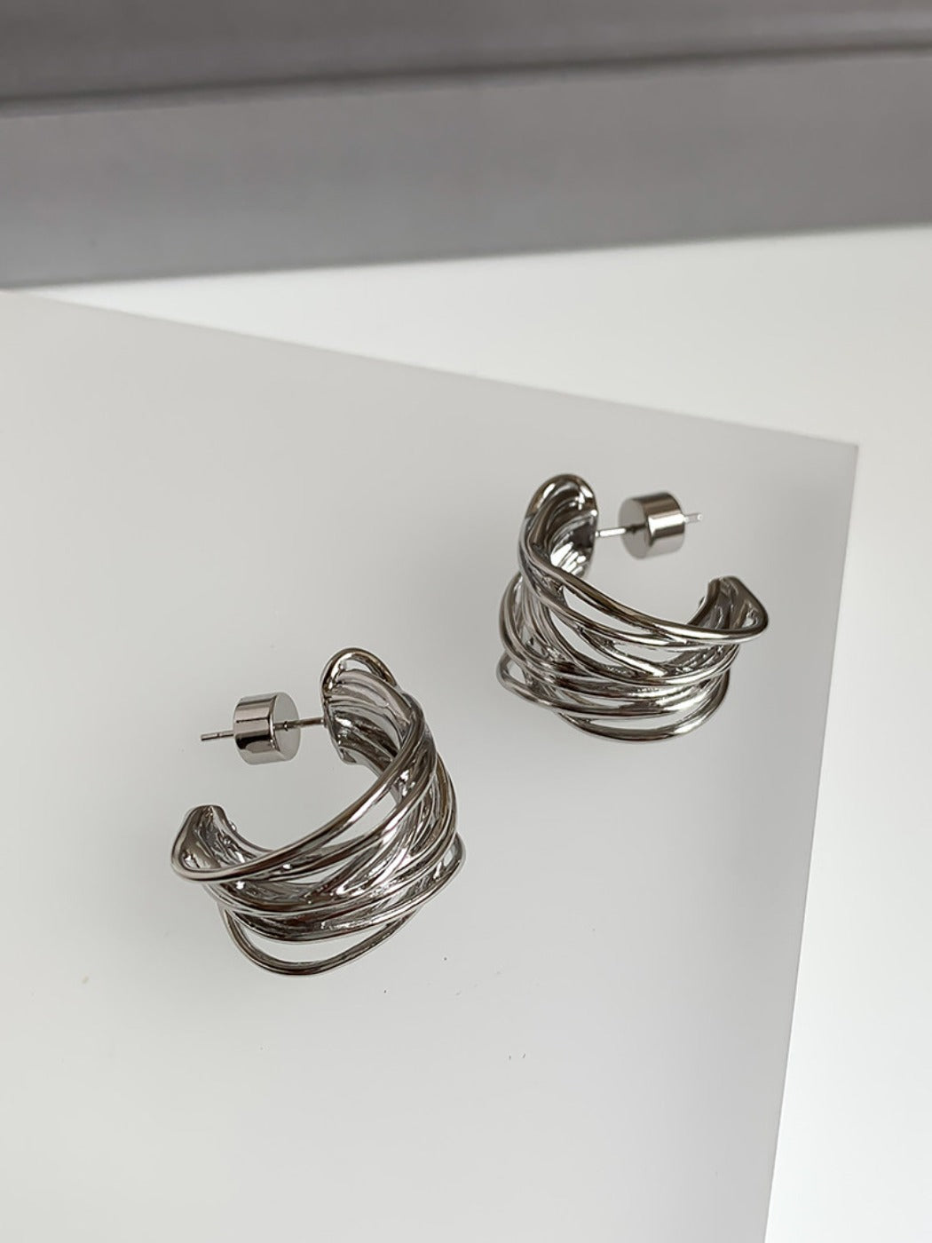 Earedge - Vintage C Hoop Earrings