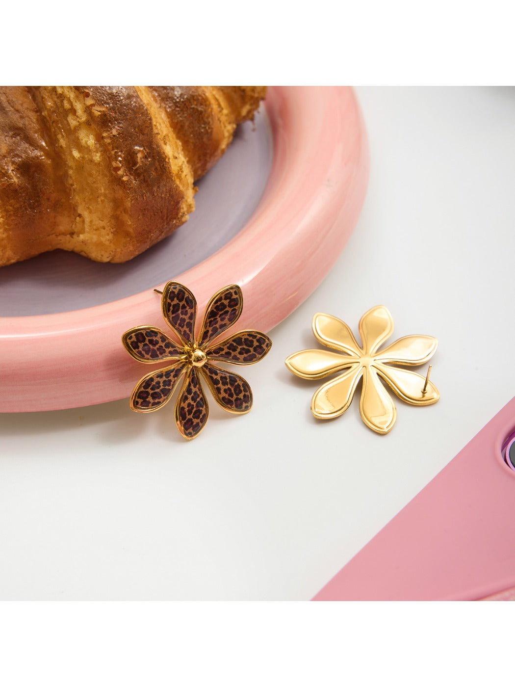 Earedge - Leopard Print Floral Earrings