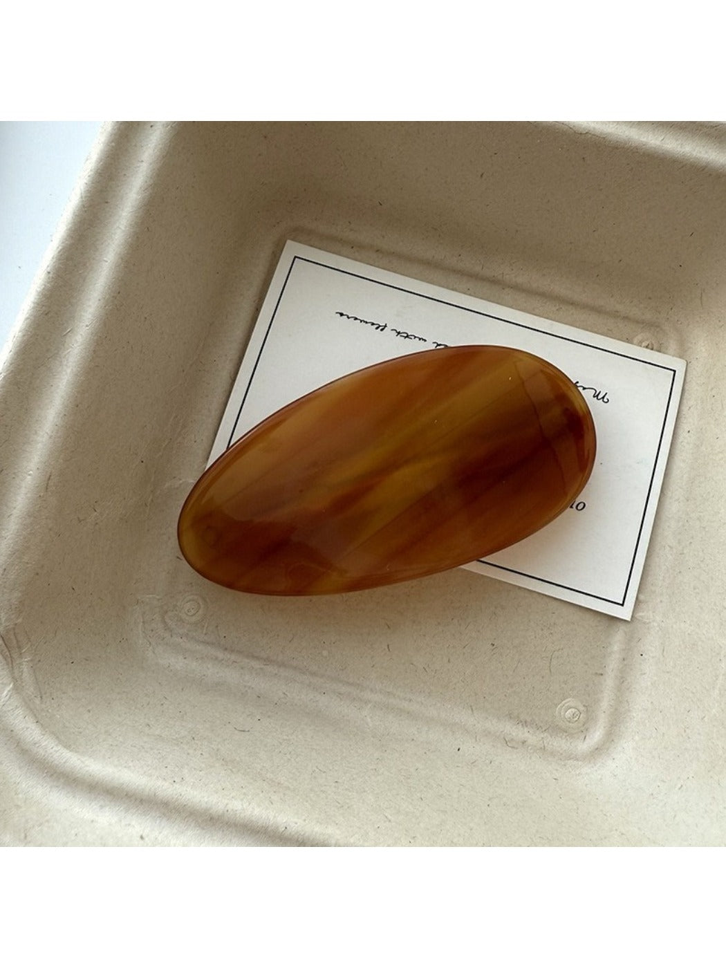 Beau - Stylish Oval Shaped Hair Clip