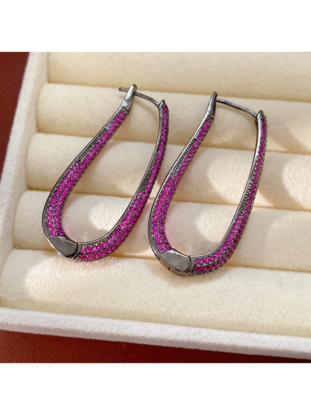 Earedge - Vintage Oval Rhinestone Geometric Earrings