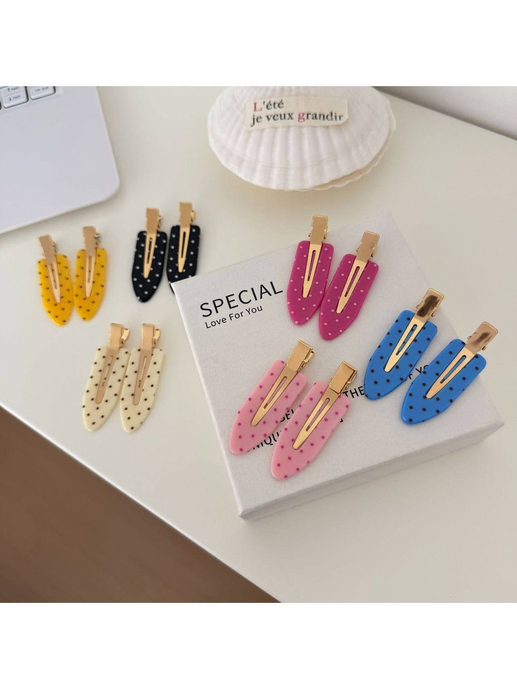 Beau - Teardrop Polka Dot Bangs Hair Clip