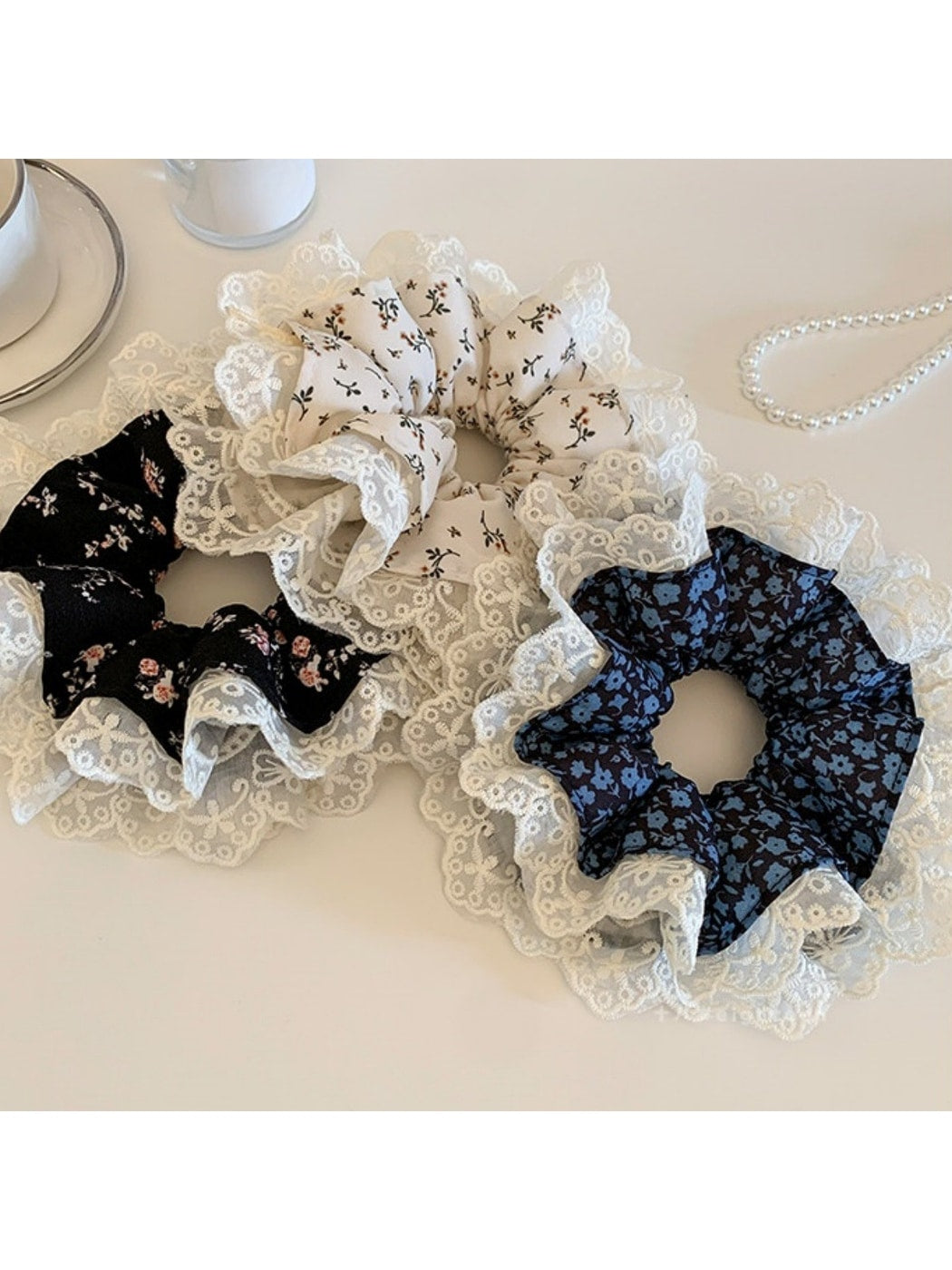 Gifty - Double Layer Lace Floral Print Hair Scrunchie
