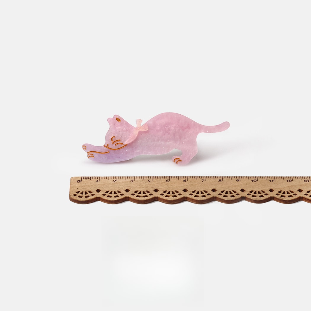 Beau - Playful Stretching Cat Acetate Side Hair Clip