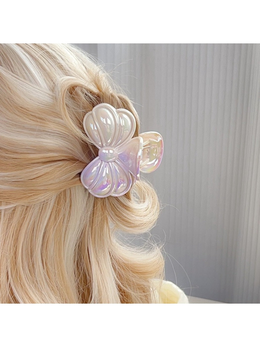 Beau - Elegant Ombré Butterfly Hair Claw Clip