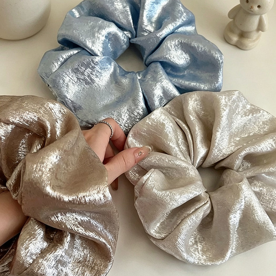 Gifty - Lustrous Polyester Round Style Scrunchie