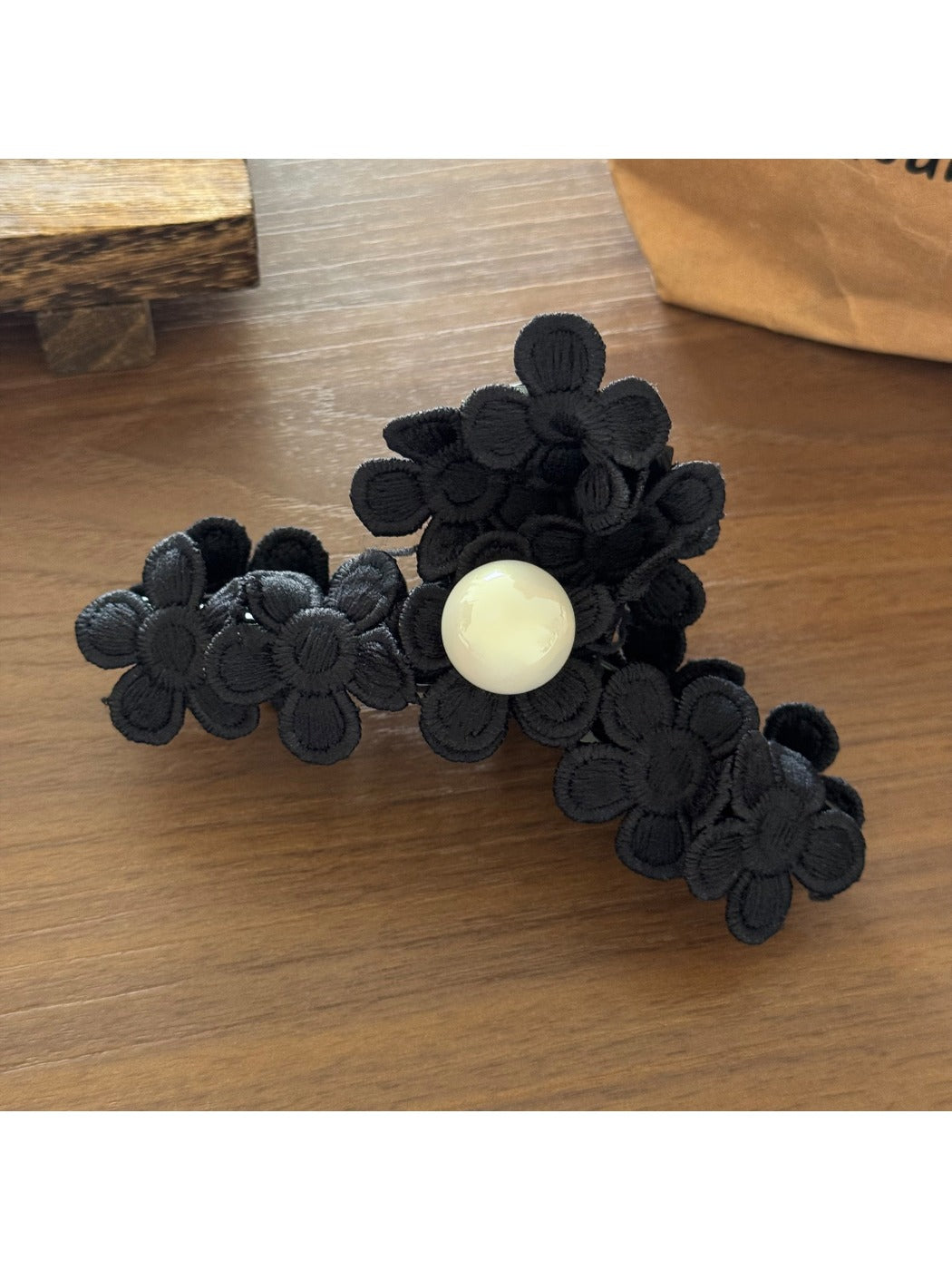 Beau - Floral Sweet Style Claw Clip