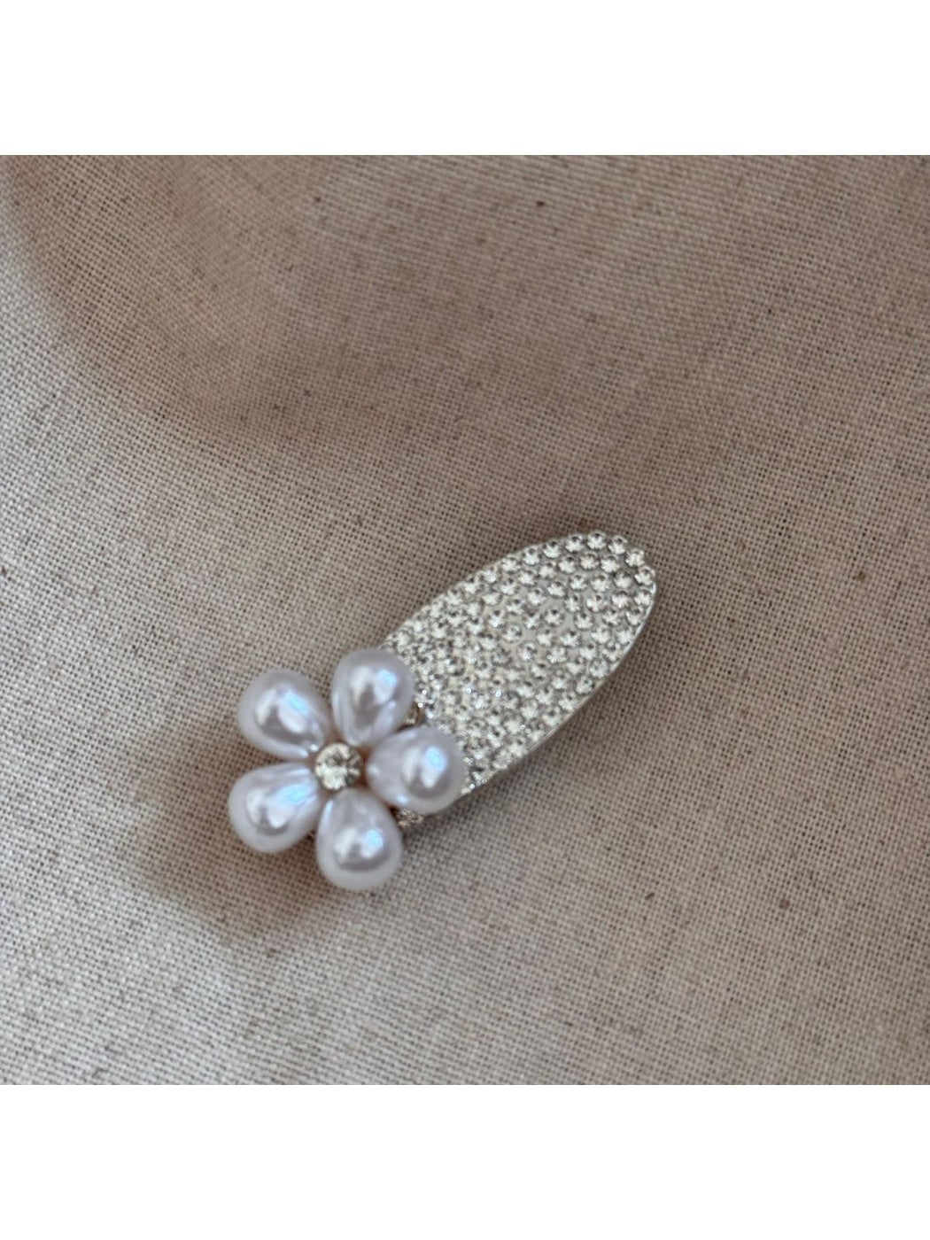 Beau - Floral Oval Duckbill Side Hair Clip