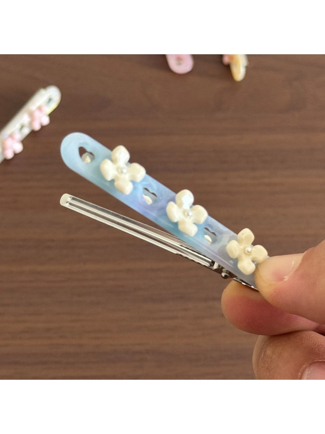 Beau - Sweet Floral Acetate Side Bangs Hair Clip