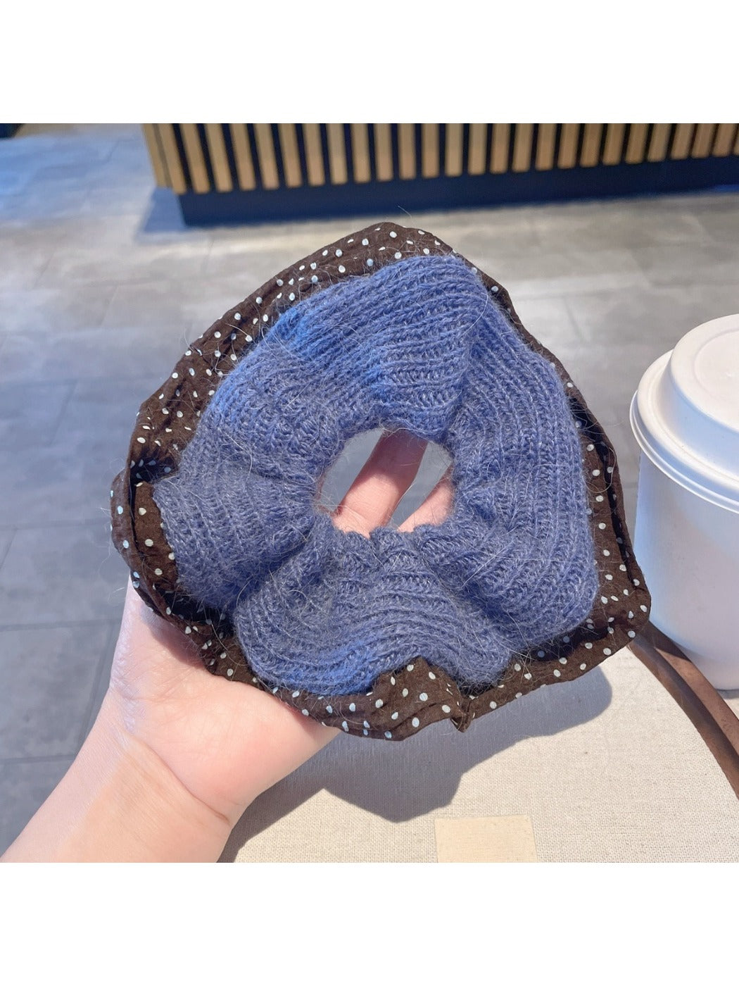 Gifty - Premium Polka Dot Scrunchie