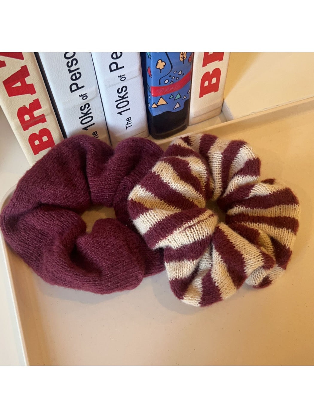 Gifty - Knitted Striped Scrunchie Hair Tie