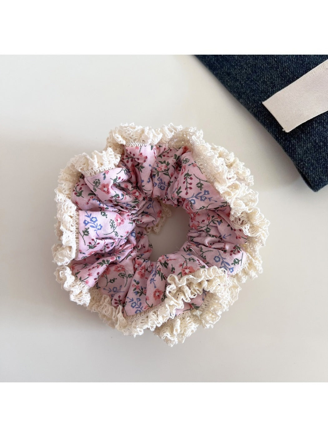 Gifty - Floral Scrunchies Double Lace Hair Ties